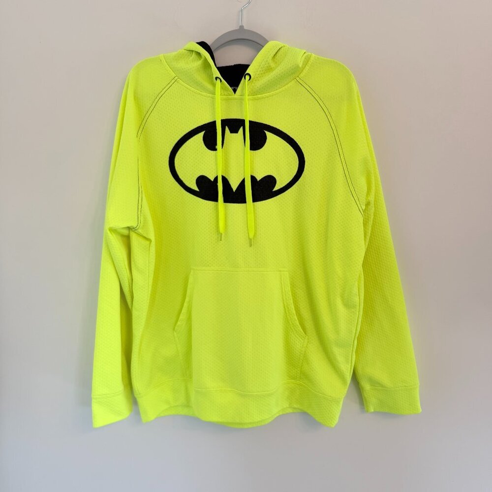 🦇 Batman Neon Yellow Performance Hoodie – Men’s Large 🦇